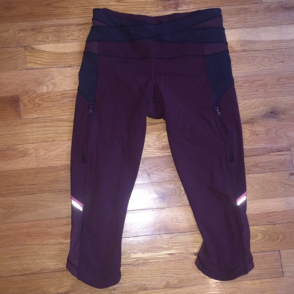RARE! Lululemon cropped leggings! Size 4